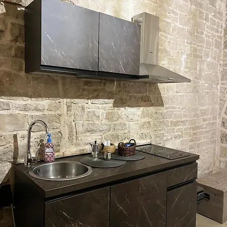 Incentro Lejlighed *